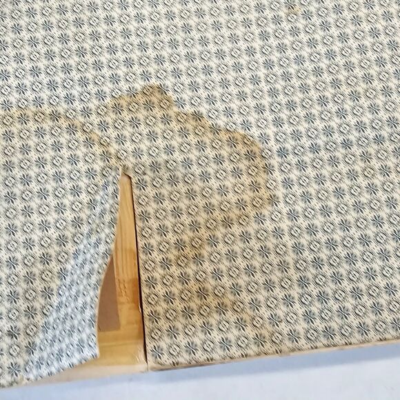 Vintage Hallmark Pop Up Christmas Card Santa Claus, Sleigh Chimney & Reindeer - Picture 10 of 16